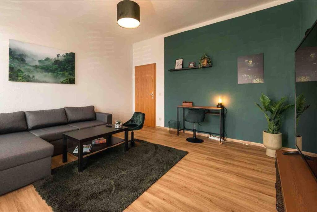 Ferienwohnung Bali Style Mit High Speed Wlan Und Gratis Parkplatz Gera Ngoại thất bức ảnh