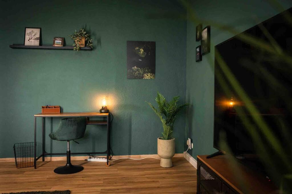 Ferienwohnung Bali Style Mit High Speed Wlan Und Gratis Parkplatz Gera Ngoại thất bức ảnh